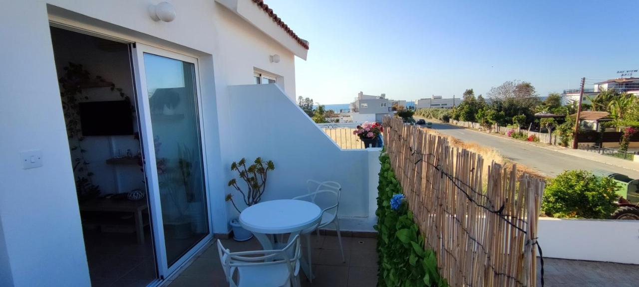 Thalassa Seaside Boutique Beach Apartment Polis Extérieur photo