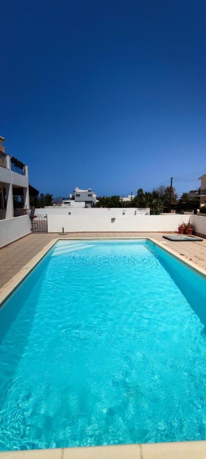 Thalassa Seaside Boutique Beach Apartment Polis Extérieur photo