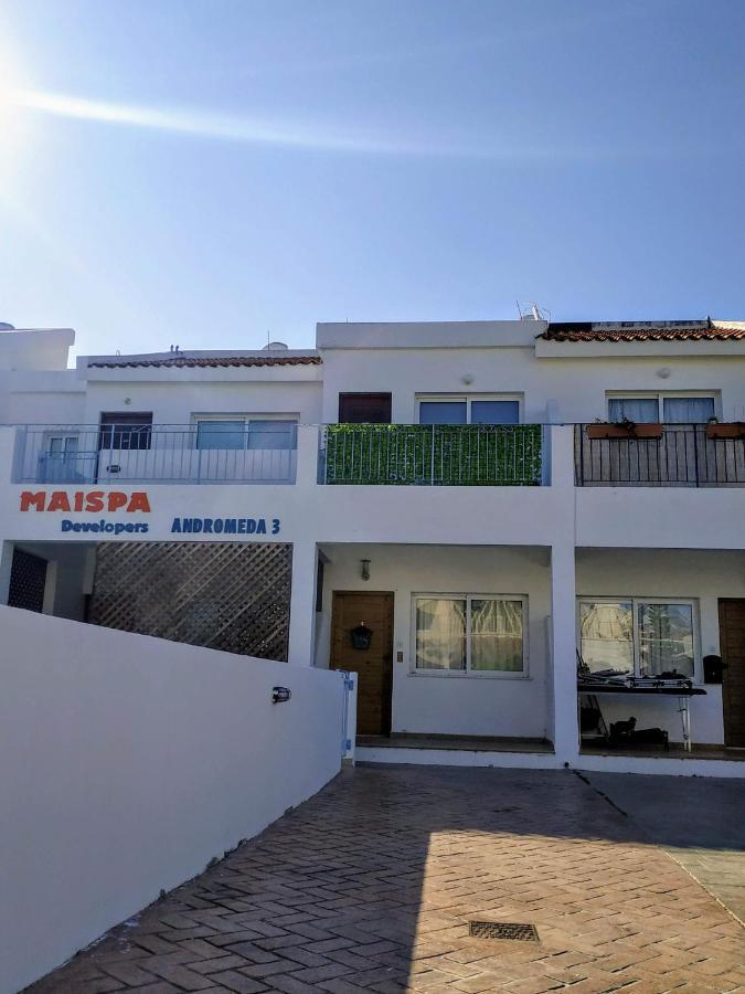 Thalassa Seaside Boutique Beach Apartment Polis Extérieur photo