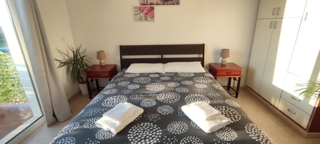 Thalassa Seaside Boutique Beach Apartment Polis Extérieur photo