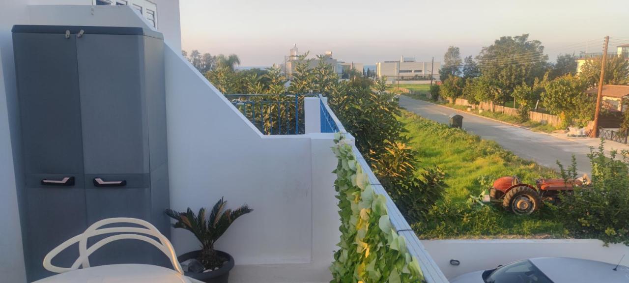 Thalassa Seaside Boutique Beach Apartment Polis Extérieur photo